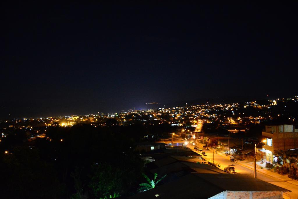 La Casa Del Italiano Bed & Breakfast Tarapoto Bagian luar foto