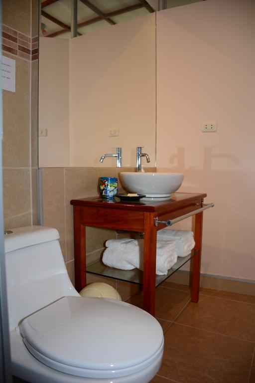 La Casa Del Italiano Bed & Breakfast Tarapoto Ruang foto