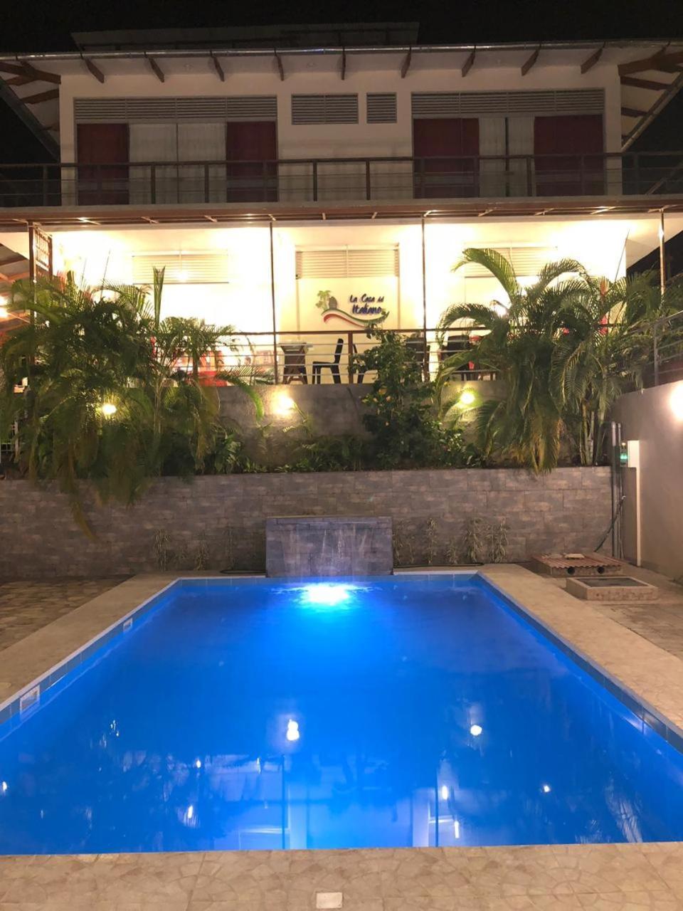 La Casa Del Italiano Bed & Breakfast Tarapoto Bagian luar foto